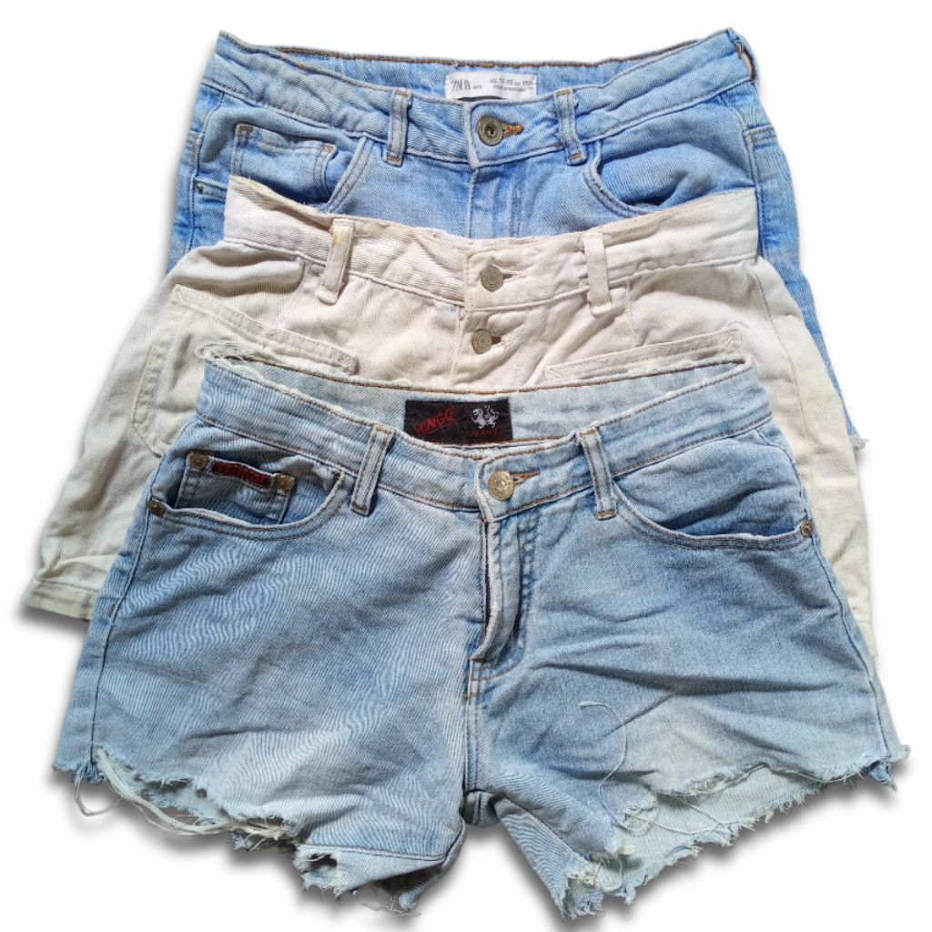 Second Preloved Celana Hotpants ripped jeans murah size S ( bisa untuk anak cewek 11 12 13 14 15 tah