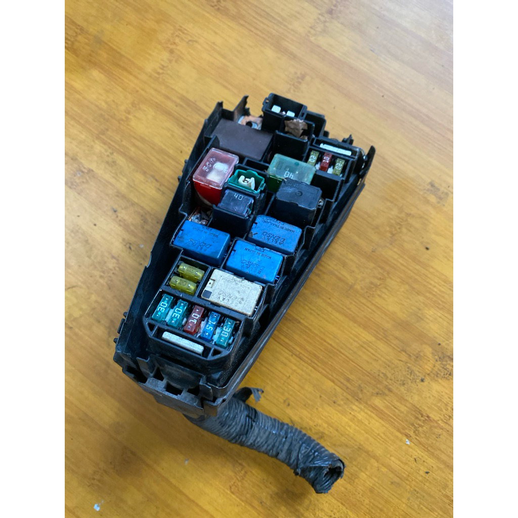 fuse box kotak sekring honda jazz gd3 copotan mobil original