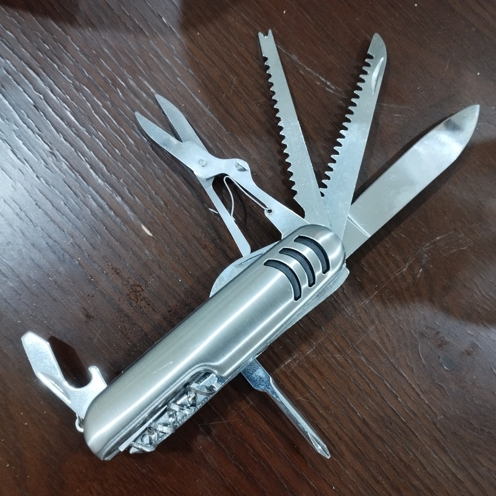 pisau lipat model victorinox swiss army