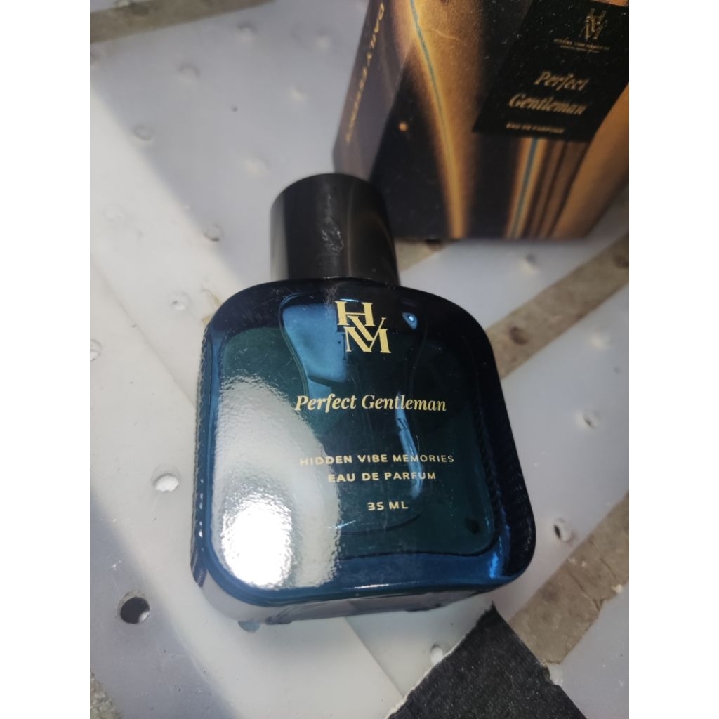 Parfum HVM Perfect Gentleman baru buka box