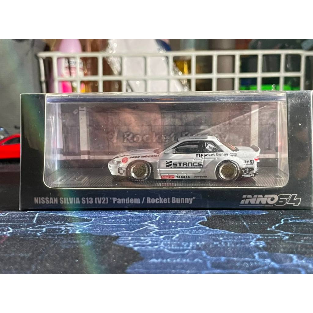 Inno64 Nissan Silvia S13 V2 Pandem Rocket Bunny (Sealed)