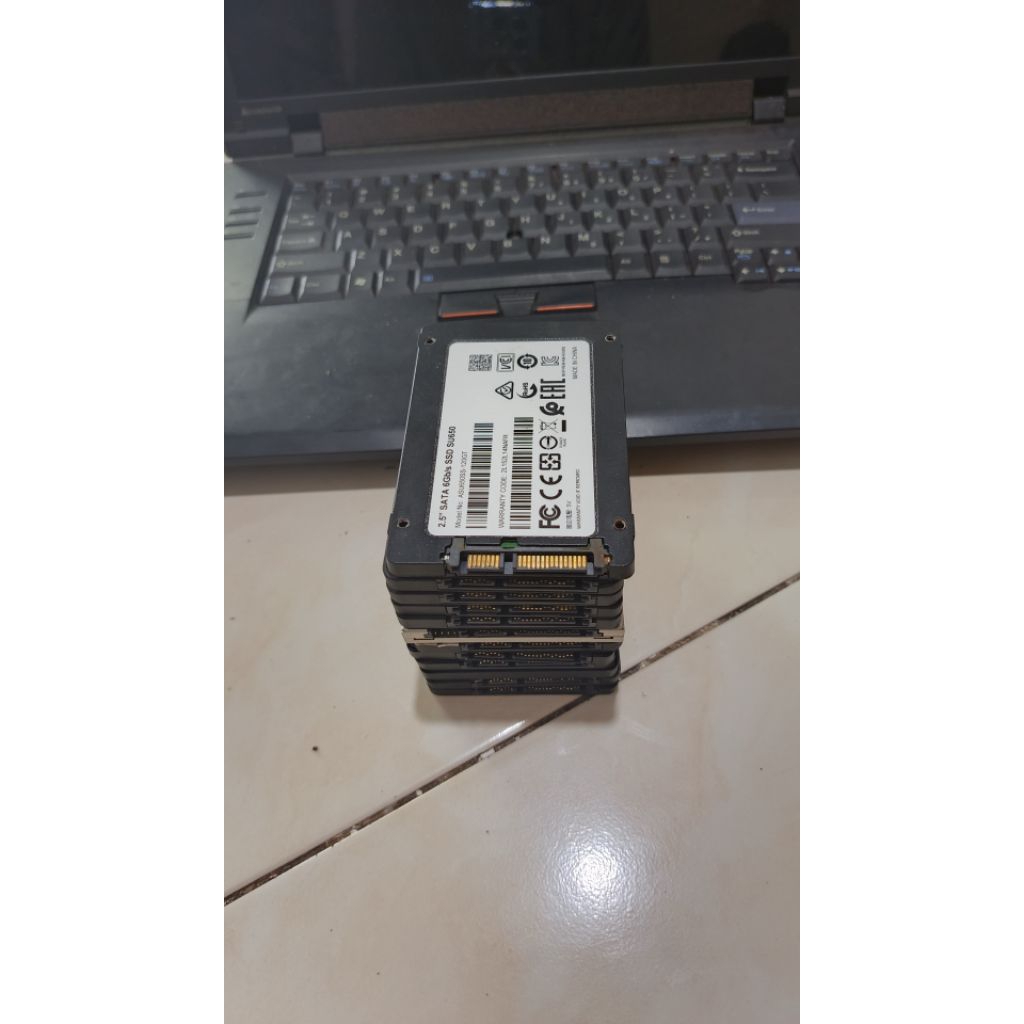 SSD SATA 512 Second Copotan Merk random