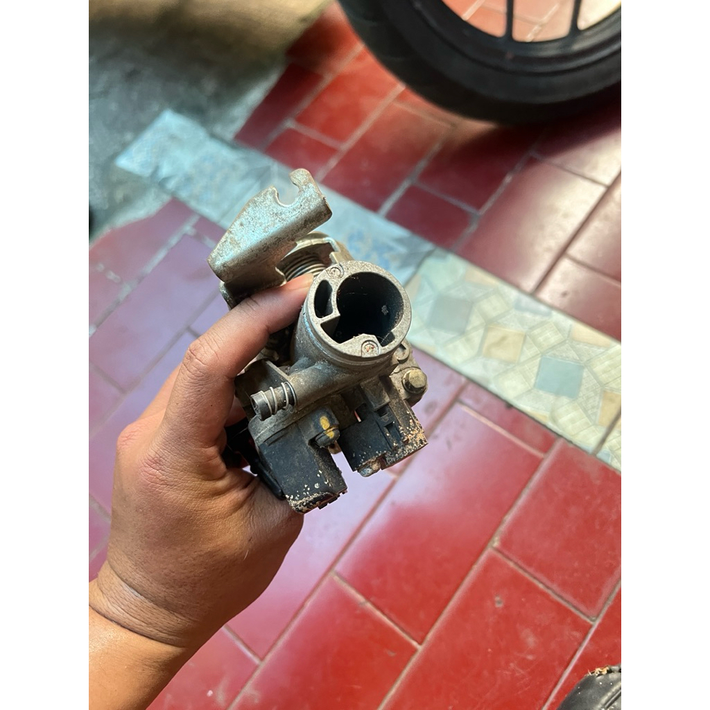 Throttle body scoopy 2012