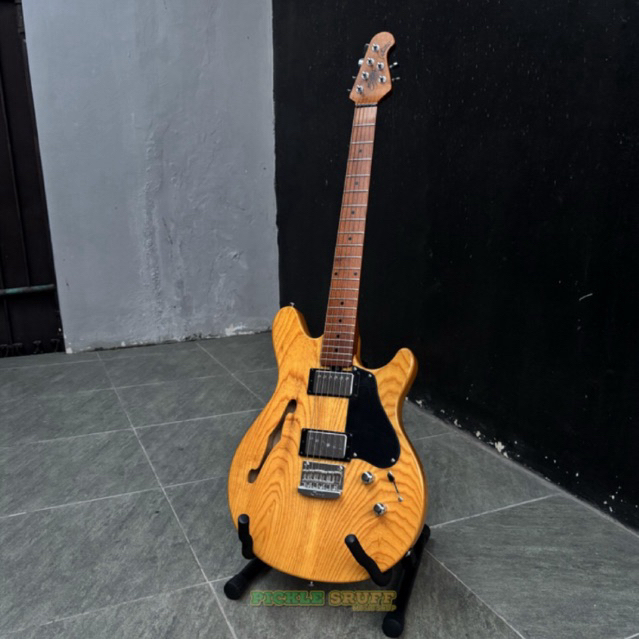 STERLING BY MUSICMAN JAMES VALENTINE CHAMBERED SIGNATURE NATURAL | GITAR STERLING VALENTINE CHAMBERE