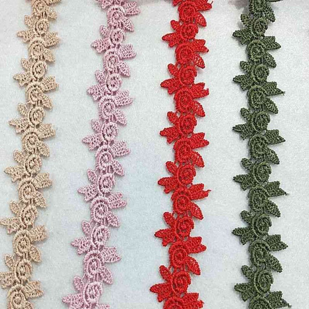 renda zipper motif bunga kecil