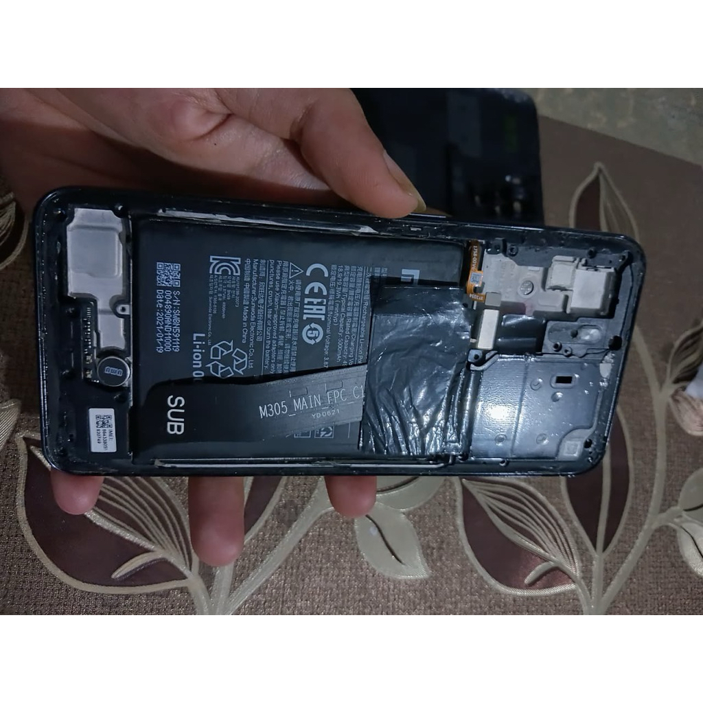 Unit redmi note 10 4g1 0s tanpa mesin, point lcd, kamera sama lain2 msh ada yg gaada cmn mesin, semu