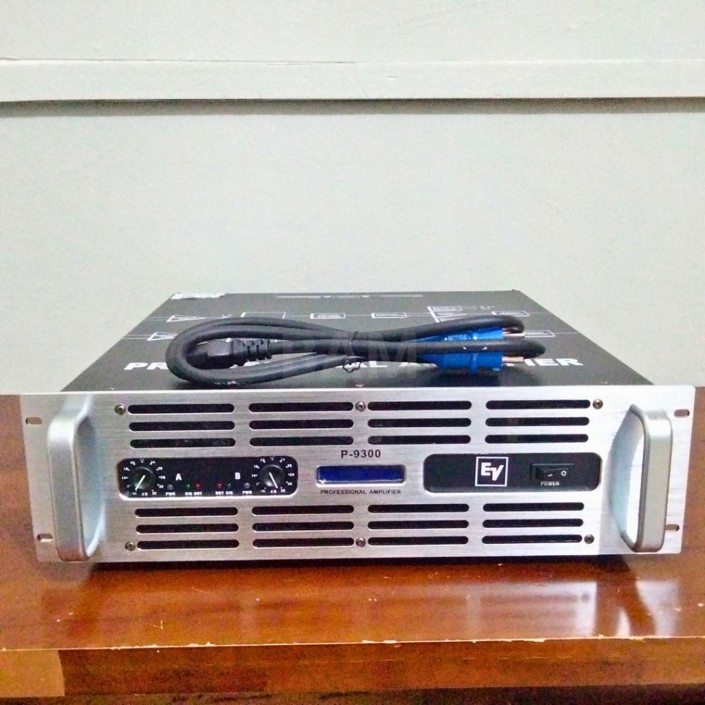 Power Amplifier EV P-9300