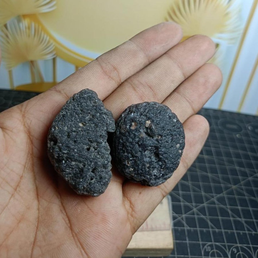 Tektite Tibet Rough / Raw (2) Asli Batu Alam