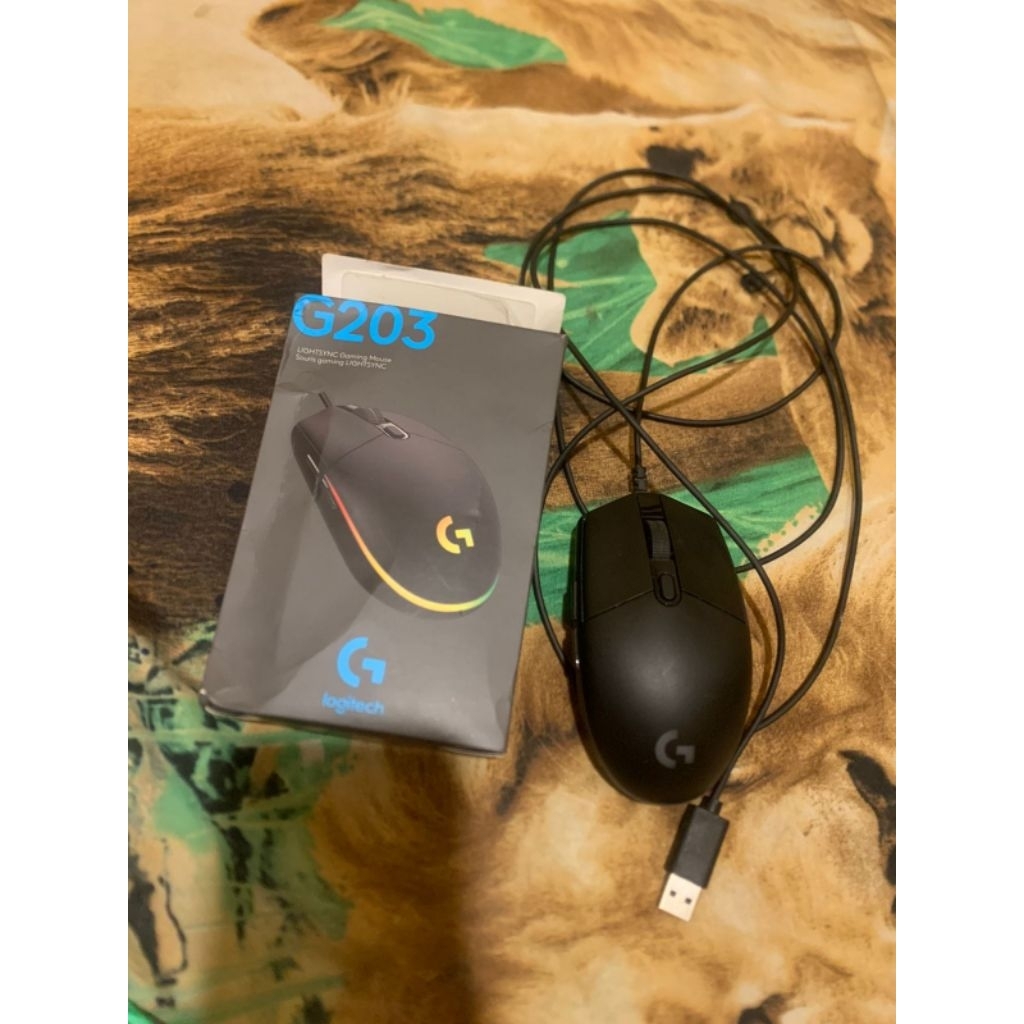 mouse Logitech g203