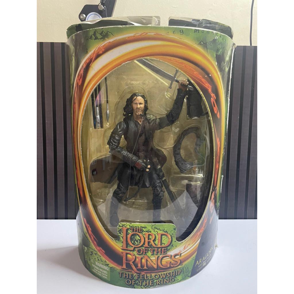 The Lord Of The Rings Aragorn the Strider action figure Original Toybiz LOTR