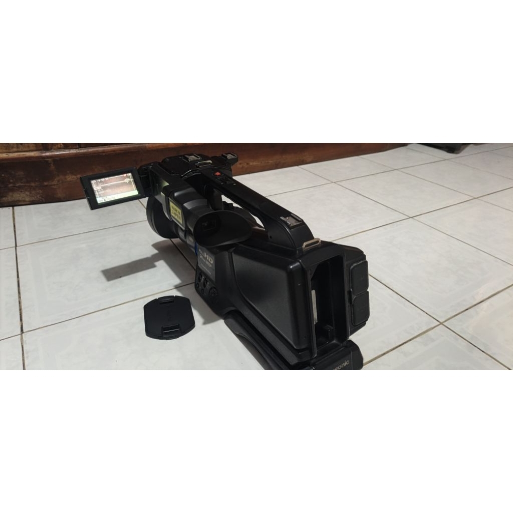 camcoder panasonic mdh 2