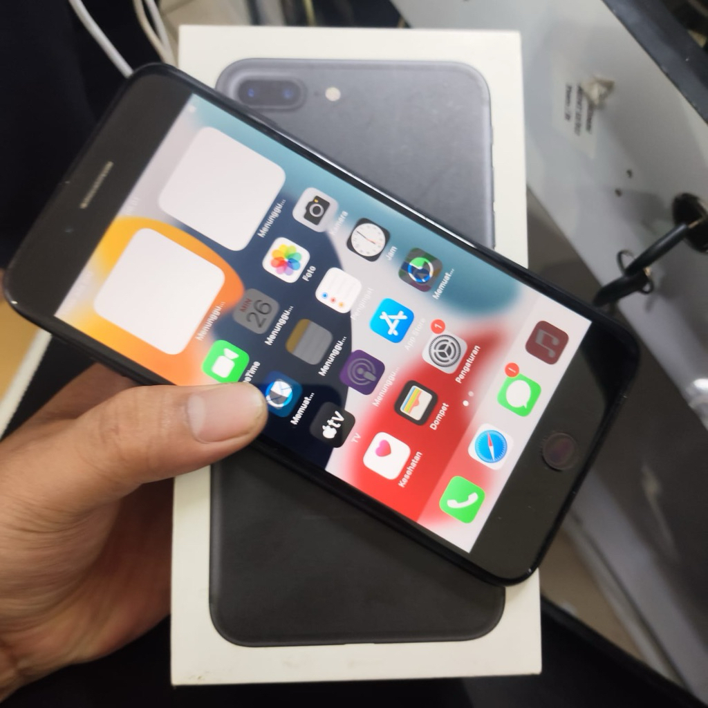 Ip 7 plus 128gb second resmi fullset termurah