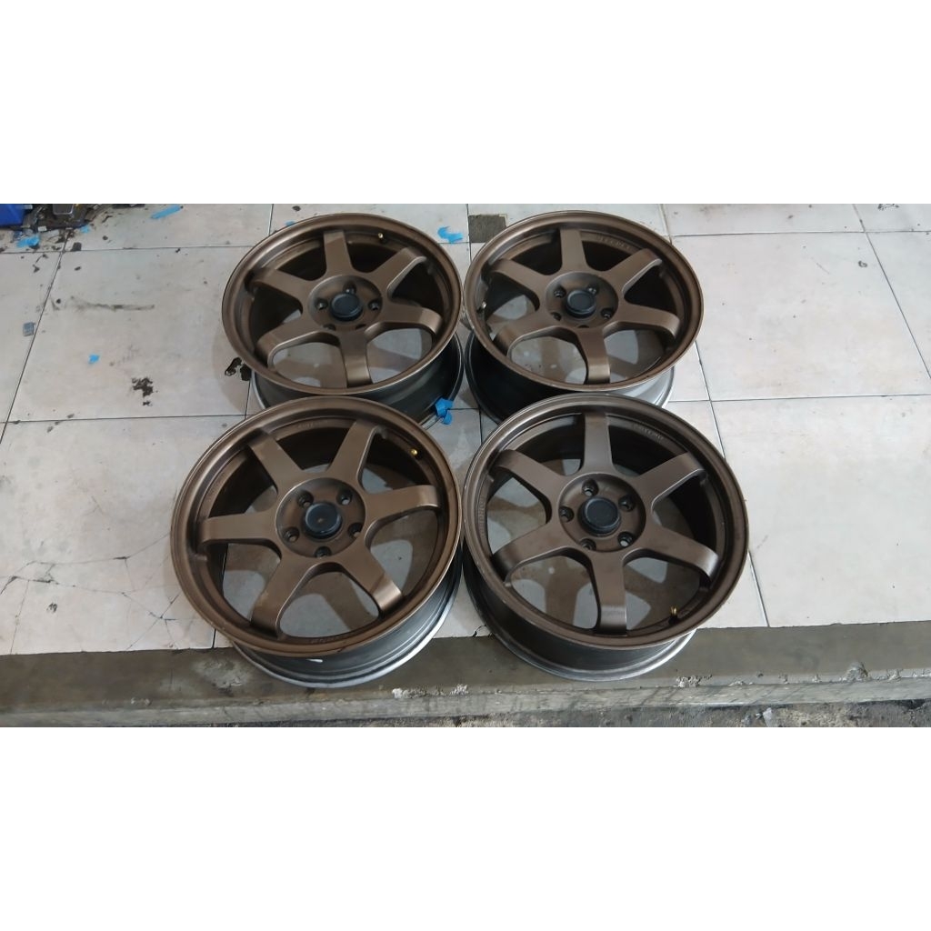 Velg bekas mobil racing te37 ring 17 lebar 7 baut 5x114.3 velg only