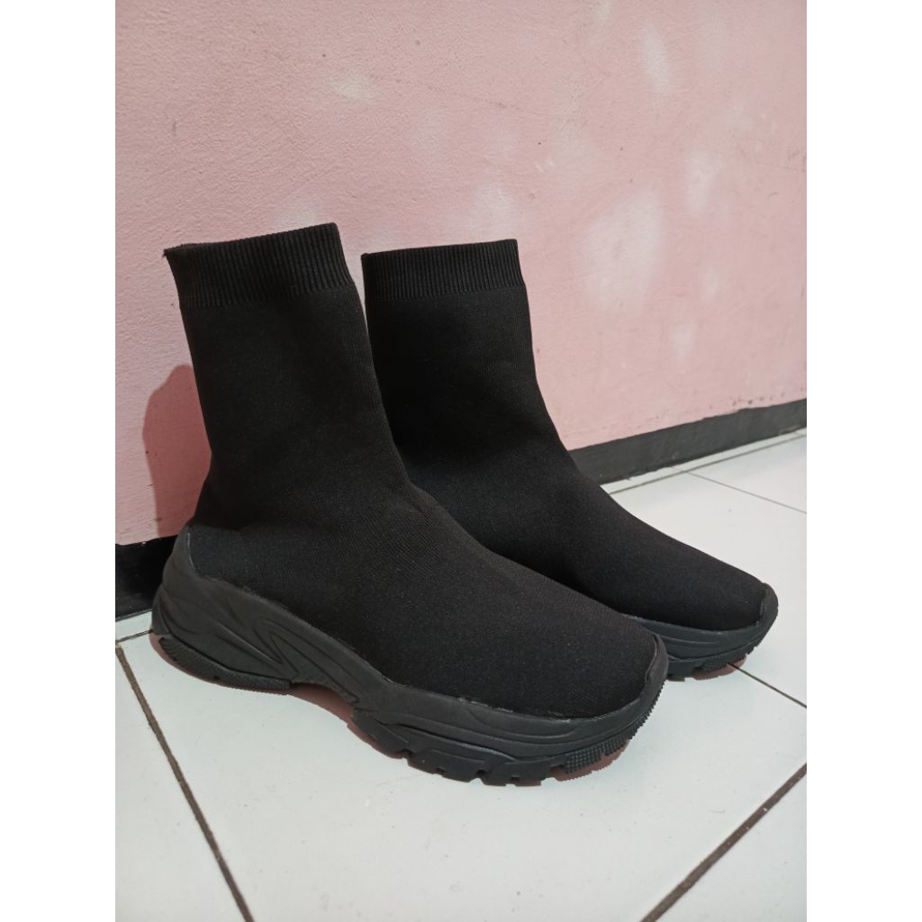 Sepatu Sneakers Akiii Classic Chunky Socks Fullblack size - 41,5 fit to 42