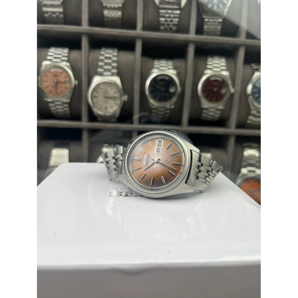 SEIKO ACTUS SALMON DIAL