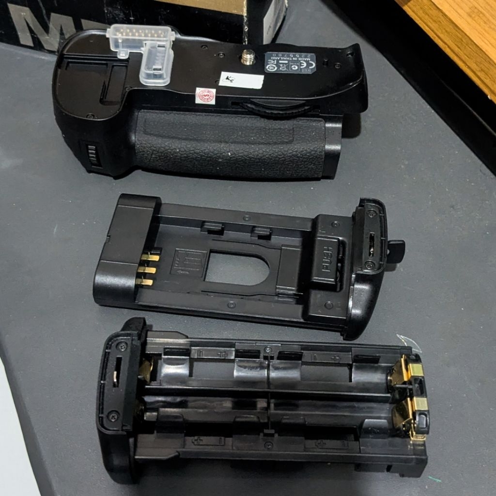 Battery Grip Nikon MB-D10 For Nikon D300 D300s D700