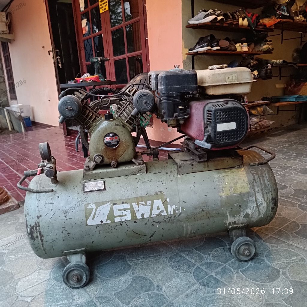 Kompresor Angin SWAN 1HP tipe SVU-201 Lengkap Mesin Penggerak Bensin merek TIGER kondisi BEKAS/SEKEN