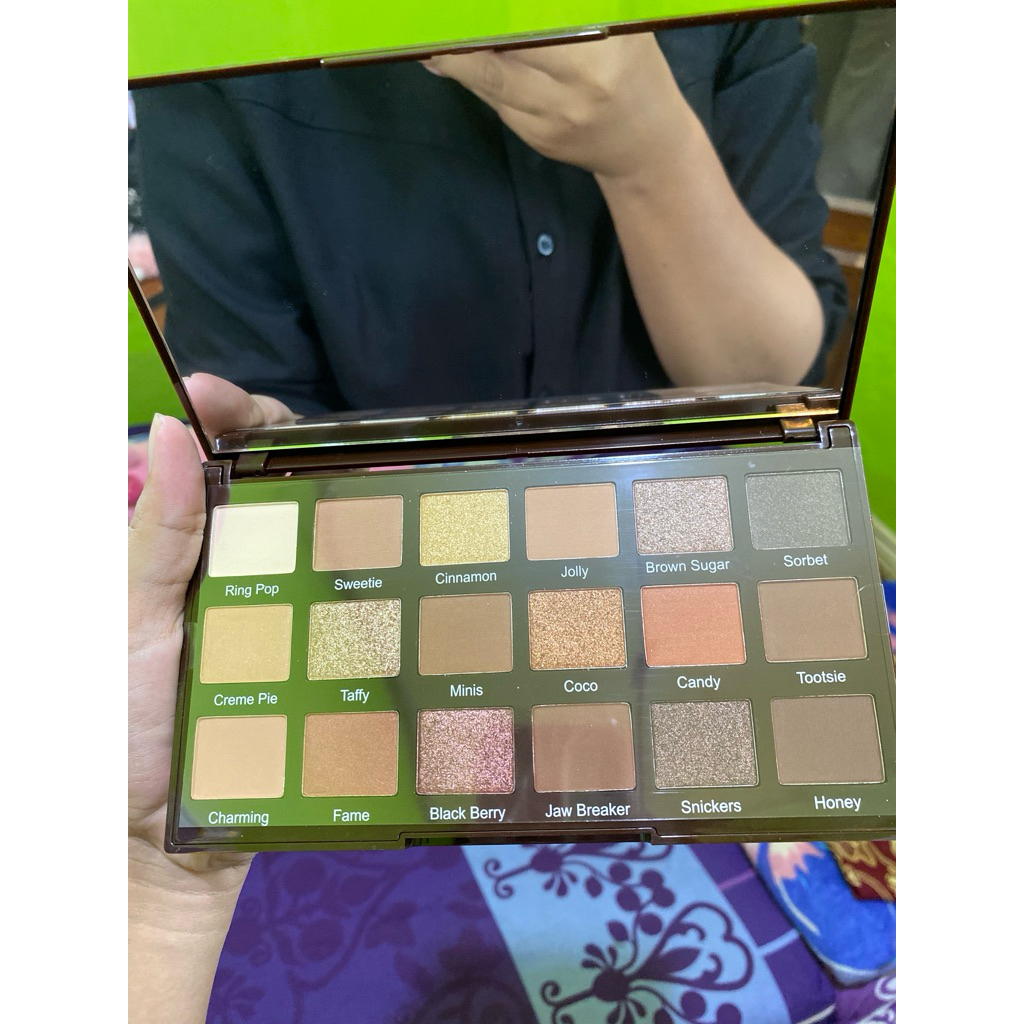 NEW Eyeshadow Febble