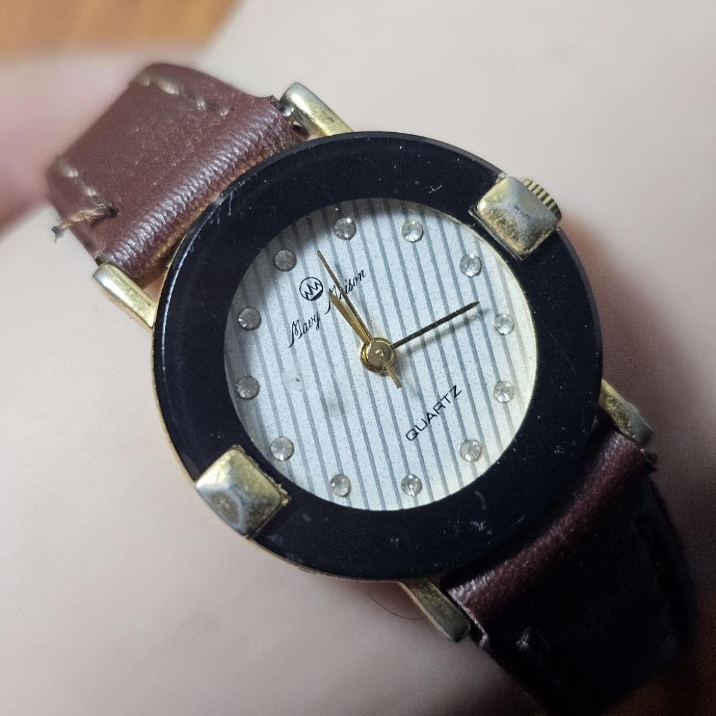 Jam Mavy Maison Black Gold White Ladies Bekas