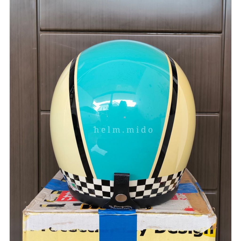 Helm Buco Norton size L