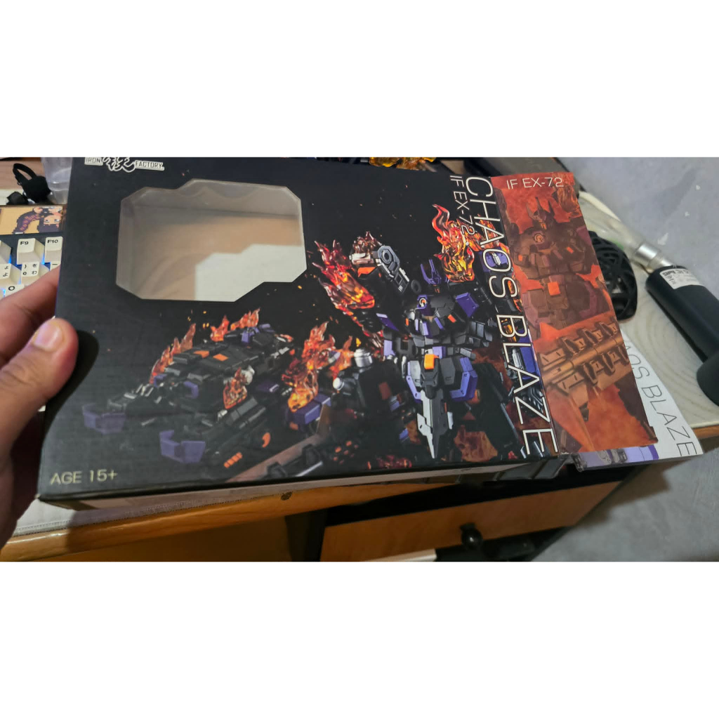 Pesanan Transformers Iron Factory