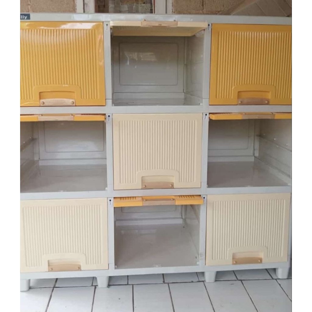 Locker box 3309