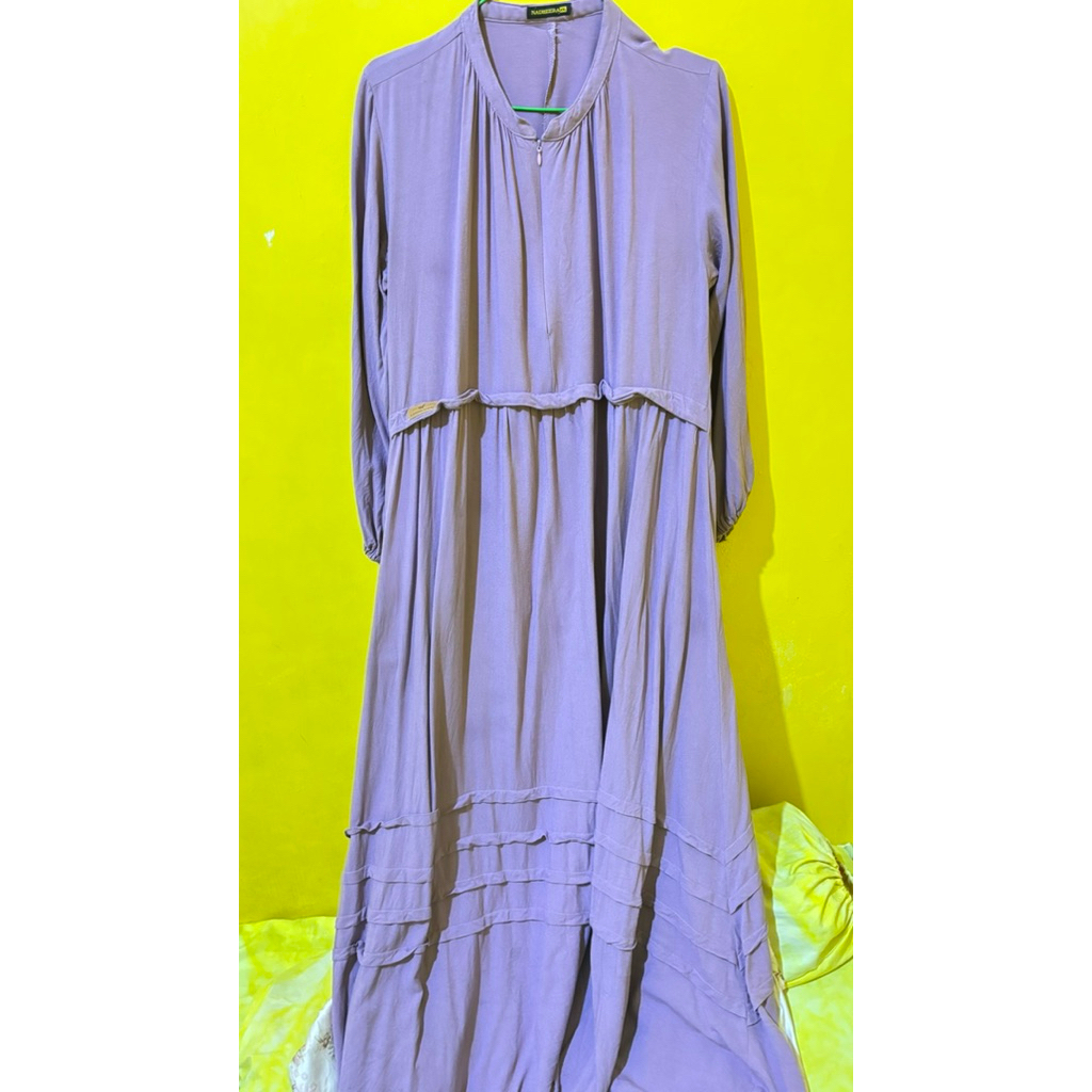dres nadhera