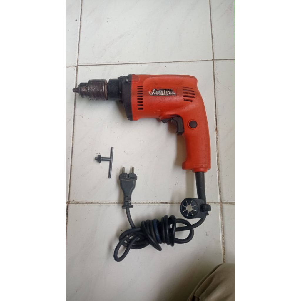Bor Maktec 13m MT811 Kondisi Second