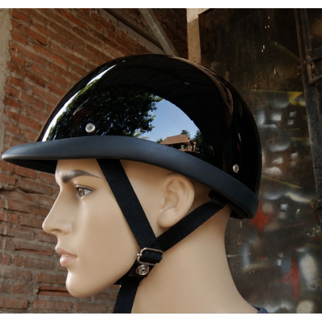 helm retro. helm cetok. helm vintage