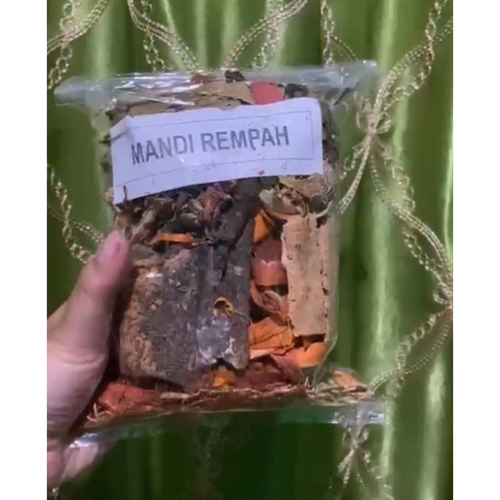 Mandi Rempah/Macan Kerah