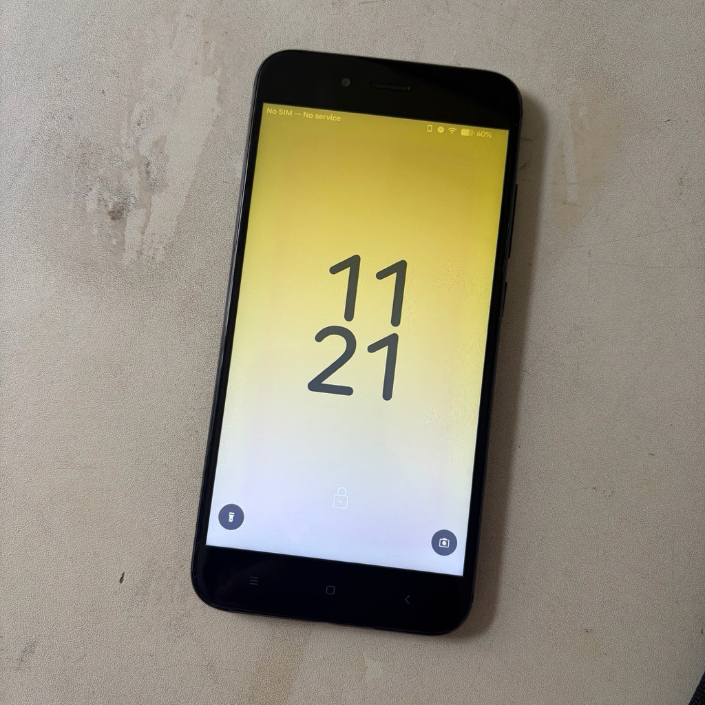 Xiaomi Mi A1 4/64 Bekas Berkualitas Pemakaian Pribadi