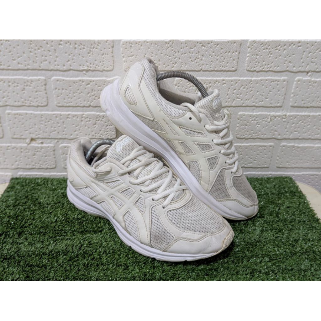 Sepatu Jog100 Second 42,5