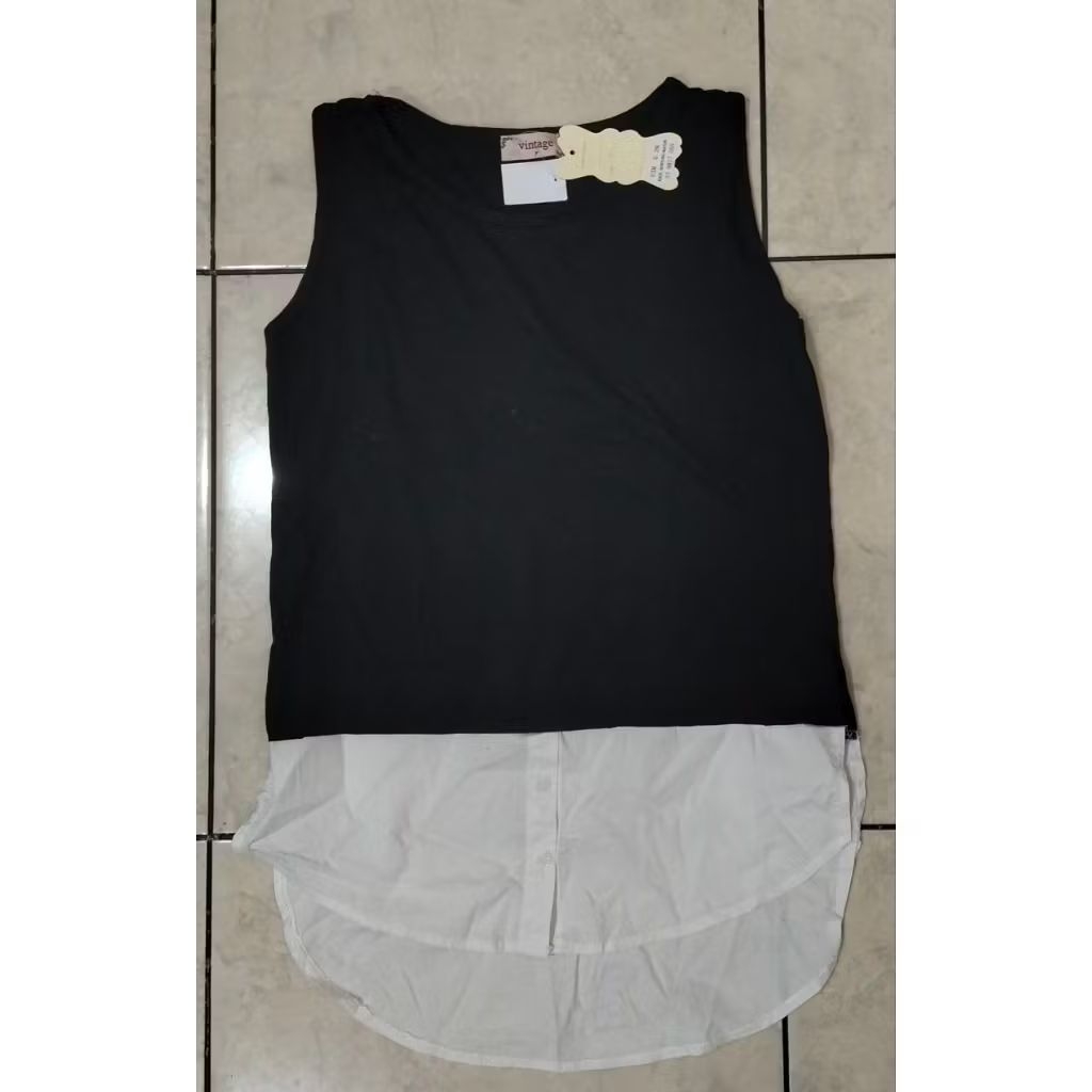 Black Sleeveless Layer Hem Blouse Vintage (baju second)