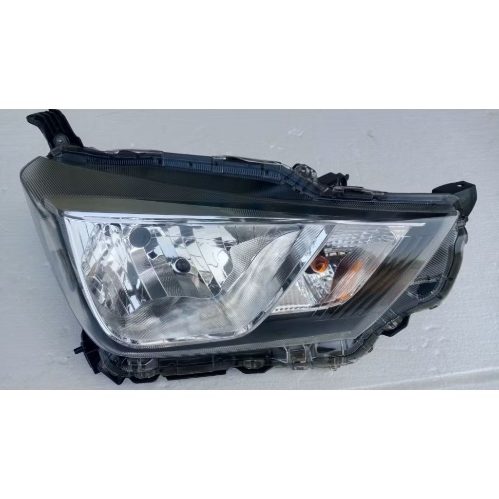 HEADLAMP AGYA AYLA 2025. KANAN (RH).