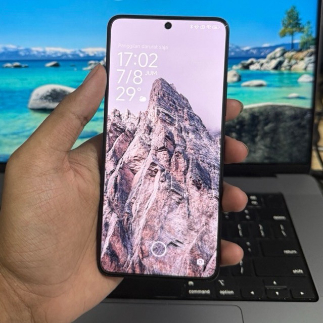 Poco F6 12/256GB Snapdragon 8s gen 3