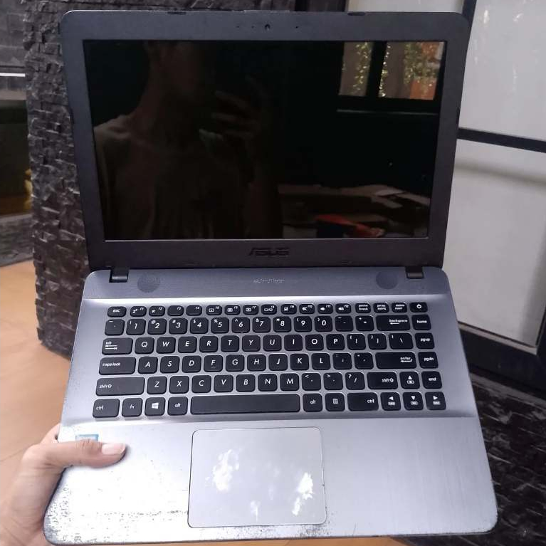 Laptop ASUS VivoBook X441UA Intel Core i3-6006U Ram 4Gb SSD 128Gb HDD 500Gb Laptop Second Siap Pakai