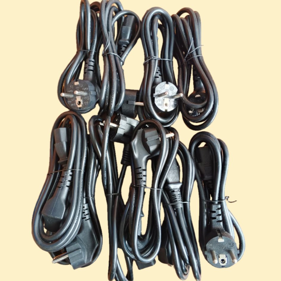 kabel power komputer / server