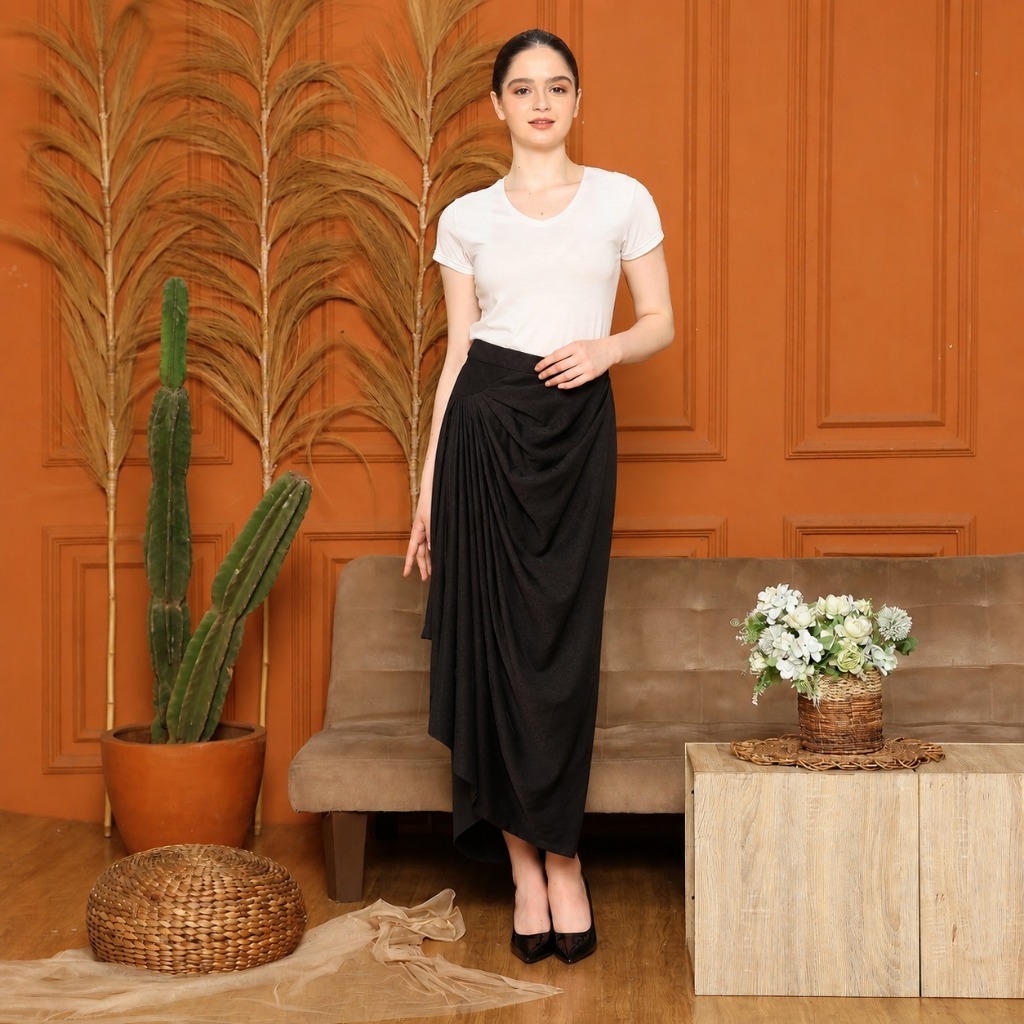 Lyne Halim Skirt Dobby Kerut Samping Panjang – Rok Wanita Elegan, SKT-3465