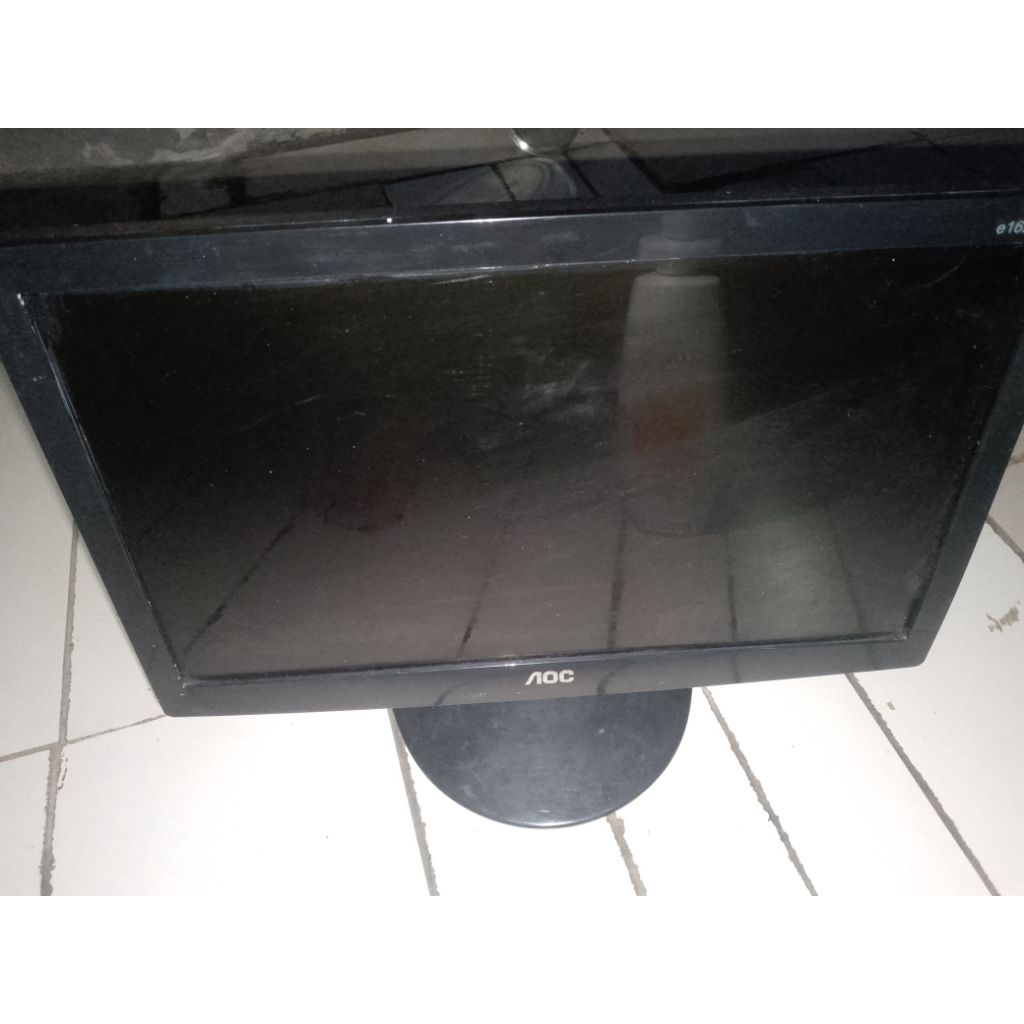 Monitor AOC 16 inch second no minus (BEKAS NO MINUS)