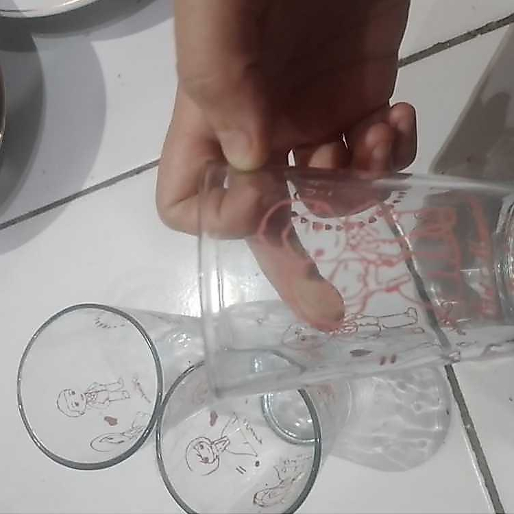 GELAS AESTHETHIC GELAS PLASTIK KACA GELAS CANTIK SOUVENIR PERNIKAHAN GELAS UKURAN KISARAN 330ML GELA
