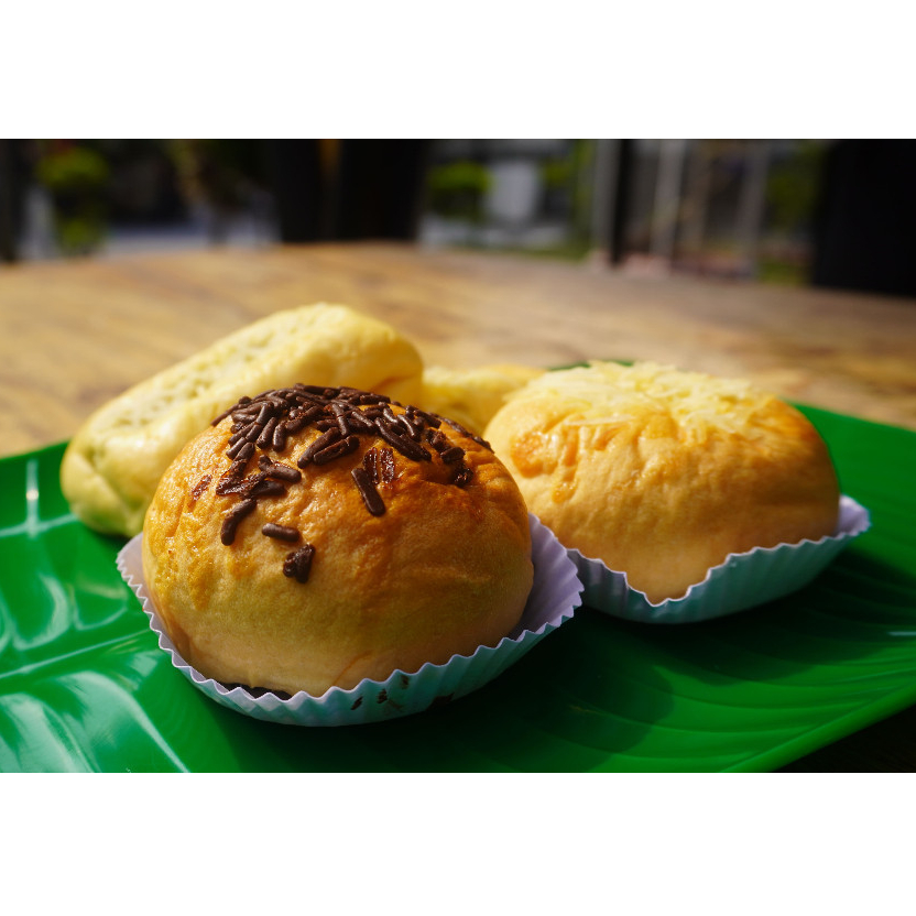 Roti Bluder – Keju, Coklat & Coklat Keju