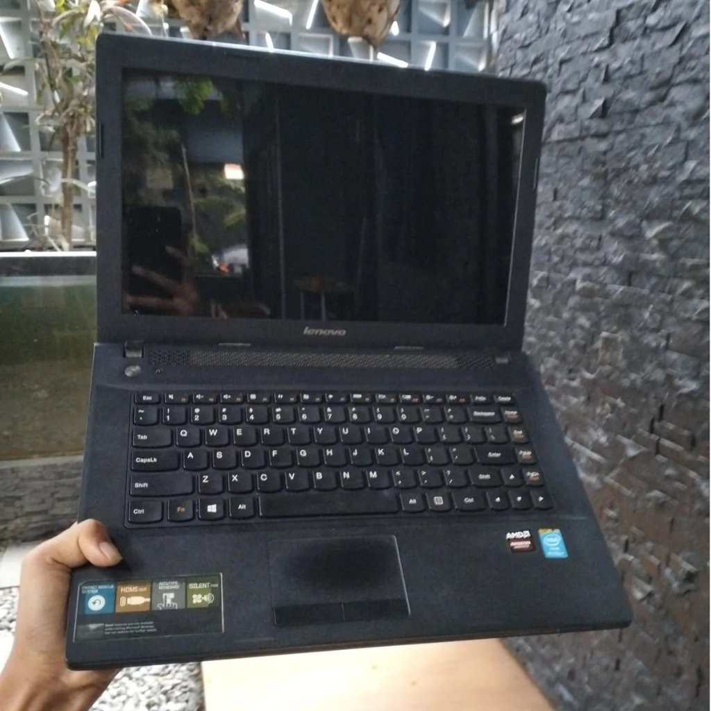 Lenovo G400 Pentium 2020M 8GB HDD500GB AMD Radeon HD 8570M