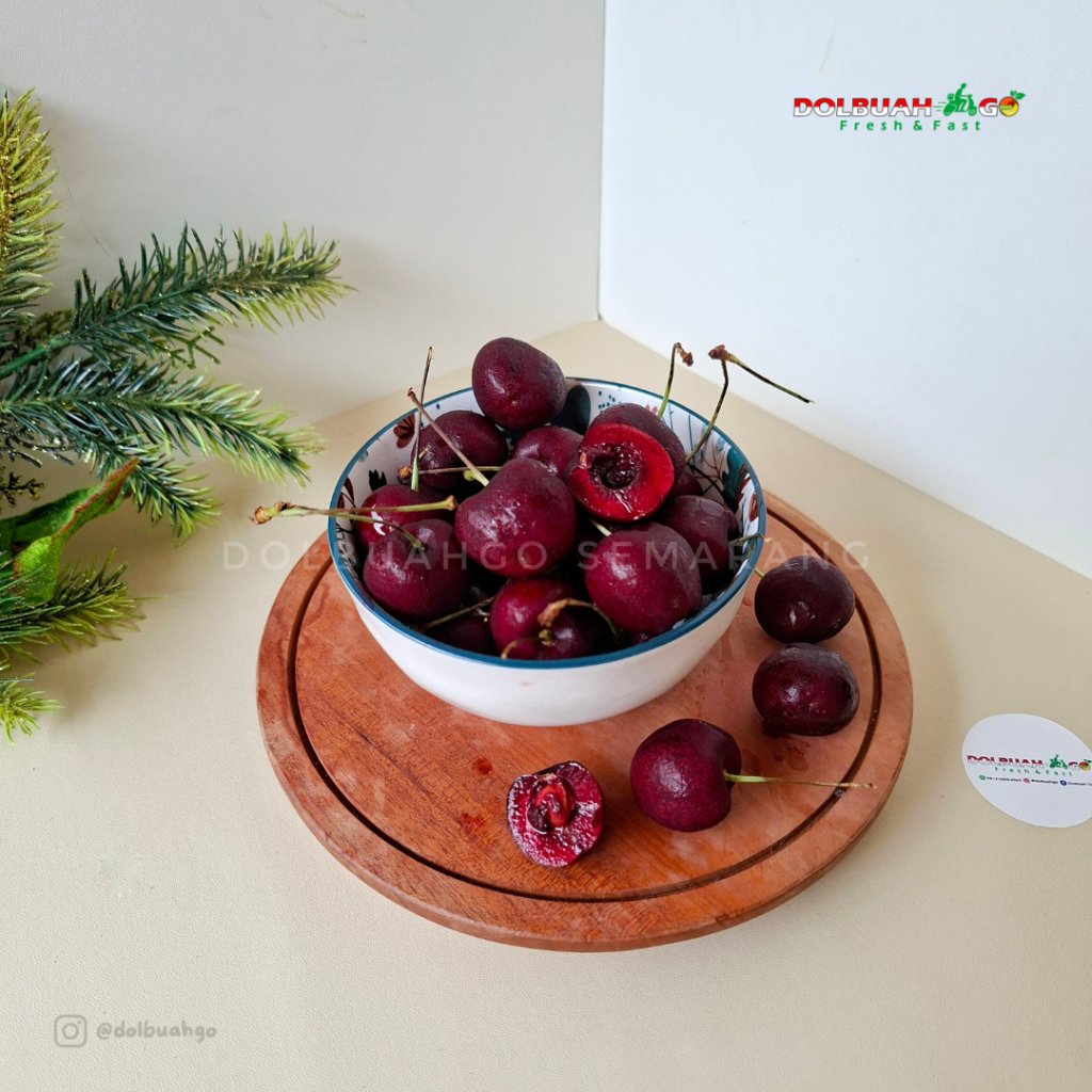 Red Cherry Canada Manis Juicy Fresh Import - INSTAN SEMARANG - Dolbuah