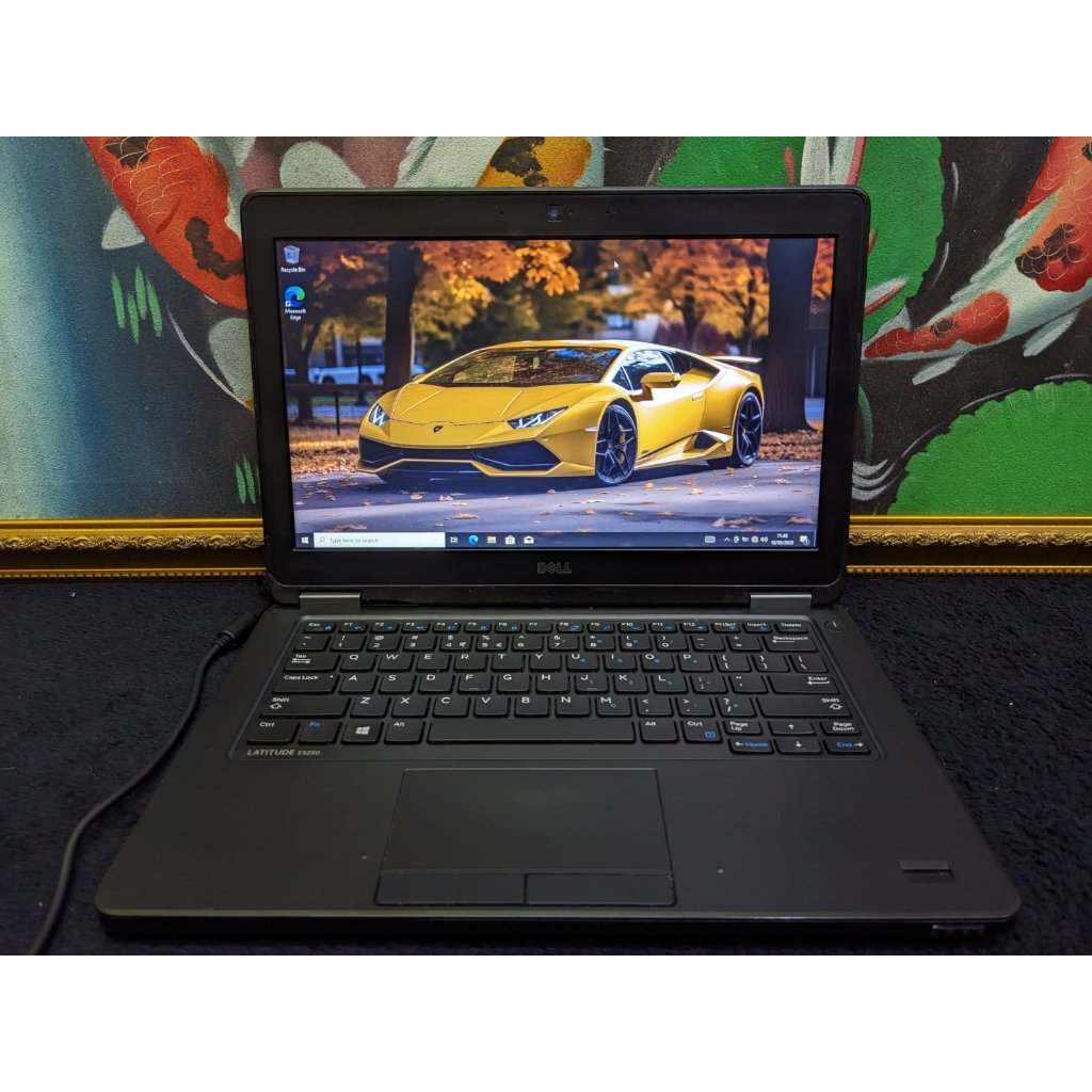 Laptop Dell Latitude E7250 Core i5 Gen5 8/500 Siap Pakai