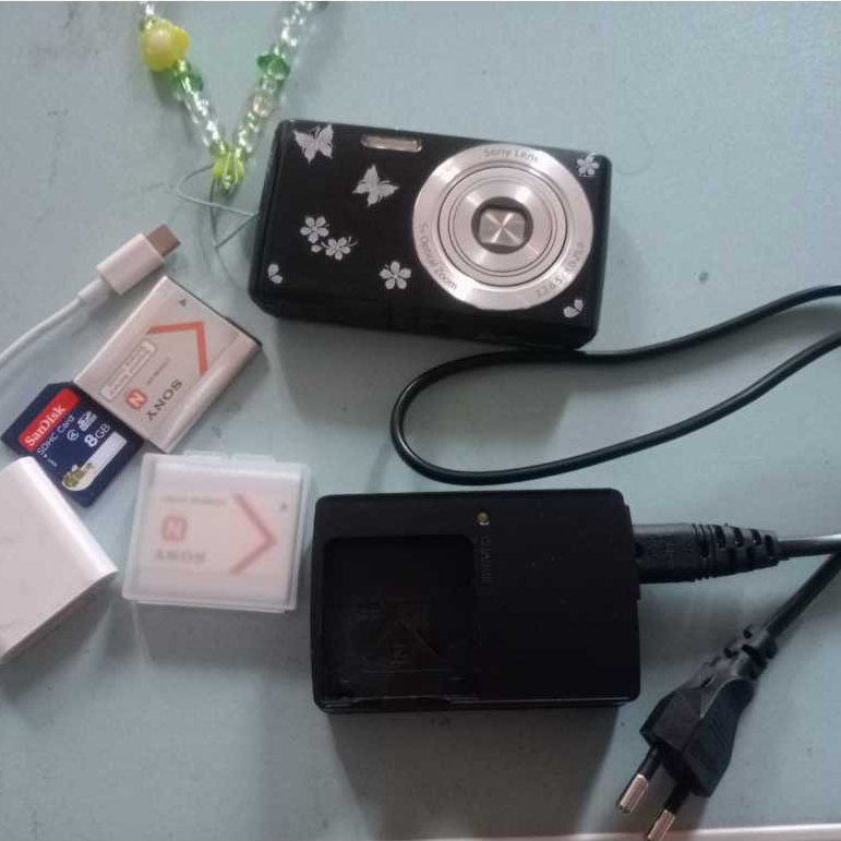 [PRELOVED] Kamera Sony W620 Black 9/10 Normal FULLSET Cam Baterai Memory Card Charger Card Reader