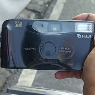 Kamera Fuji Film Analog Lawas