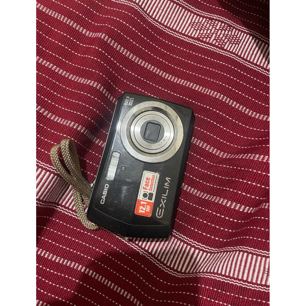 Digicam Casio Exilim Z16 Second