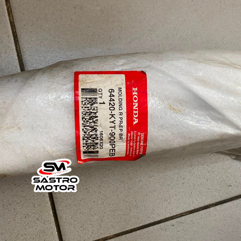 Molding R PR 64420KYT900PEB