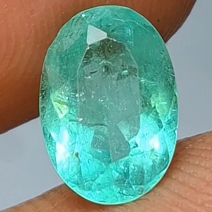 Natural Emerald Colombia 1.35 ct Green Oval Brilliant Moderate Memo GRI Zamrud Colombia zamcol