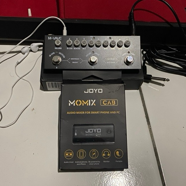 Mvave Cuvave Cube Baby + Joyo Momix Cab